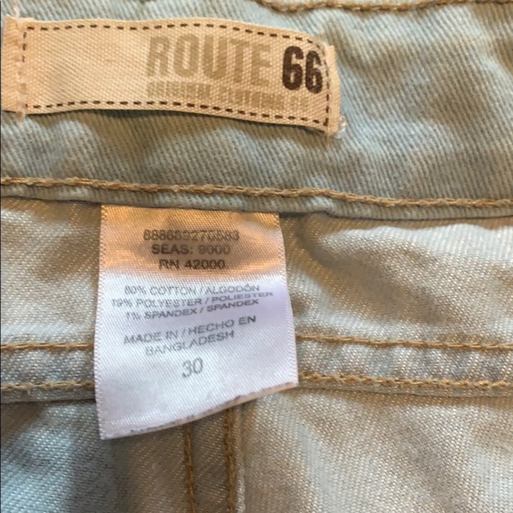Jeans - Picture 2 of 3